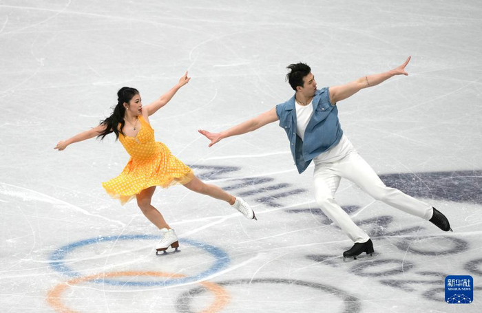 kaiyun-冬奥会｜花样滑冰——团体赛：冰舞韵律舞赛况|柳鑫宇|冰上舞蹈|王诗玥|AC米兰|米兰-科尔蒂纳冬奥会花样滑冰项目团体赛冰上舞蹈韵律舞比赛_新浪体育_新浪新闻