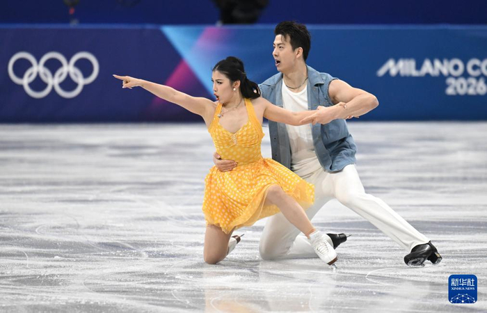 kaiyun-冬奥会｜花样滑冰——团体赛：冰舞韵律舞赛况|柳鑫宇|冰上舞蹈|王诗玥|AC米兰|米兰-科尔蒂纳冬奥会花样滑冰项目团体赛冰上舞蹈韵律舞比赛_新浪体育_新浪新闻
