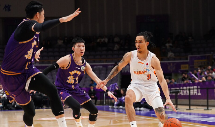 开云-为培养他张庆鹏废掉张帆！绝杀拯救球队，球迷：为什么需要绝杀？