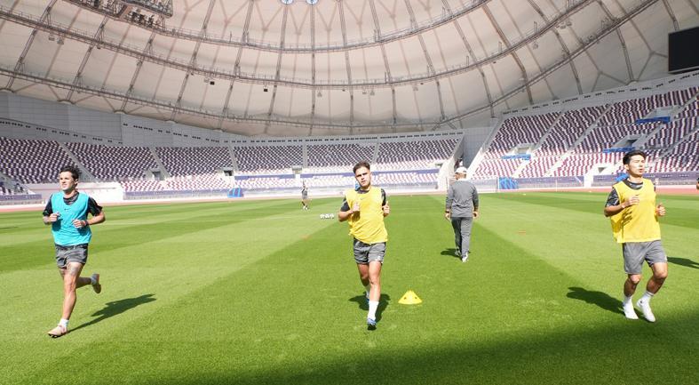 kaiyun-申花新双煞迪拜操练！海港正谈买断王牌，英博小将去国安挑战太大