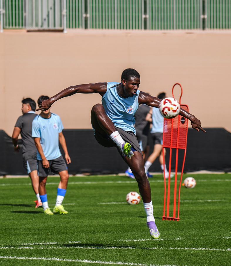 kaiyun-申花新双煞迪拜操练！海港正谈买断王牌，英博小将去国安挑战太大