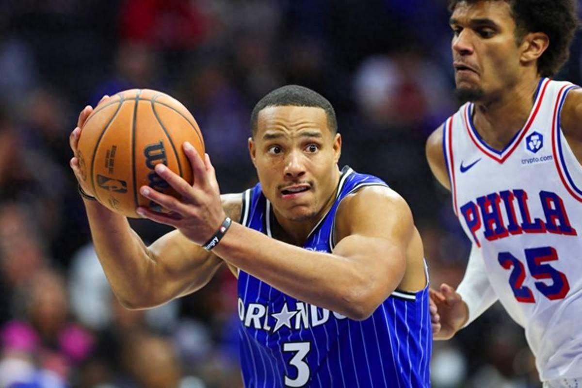 开云体育-近10场25.9分,真实命中率75%,用了四首轮交换,这交易太值了!