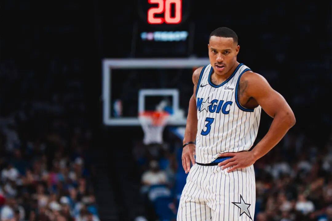 开云体育-近10场25.9分,真实命中率75%,用了四首轮交换,这交易太值了!