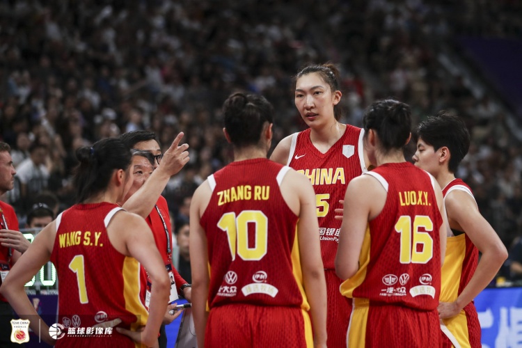 开云官网-媒体人：中国女篮输得心服口服 组织串联太过艰涩 外线远投没信心