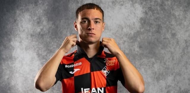 kaiyun-洛里昂前锋帕吉：巴萨是我梦中的球队，最大愿望就是去那踢球