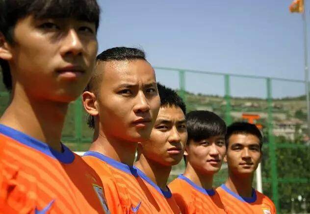 开云APP-后蒿时代93众将挑起泰山大梁：全力准备迎击广州队