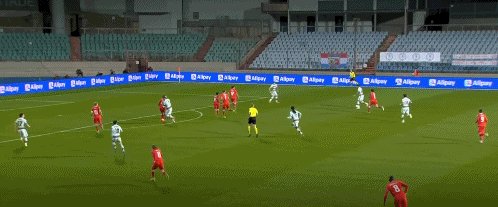 【早报】“快乐”的C罗和不快乐的莱万...